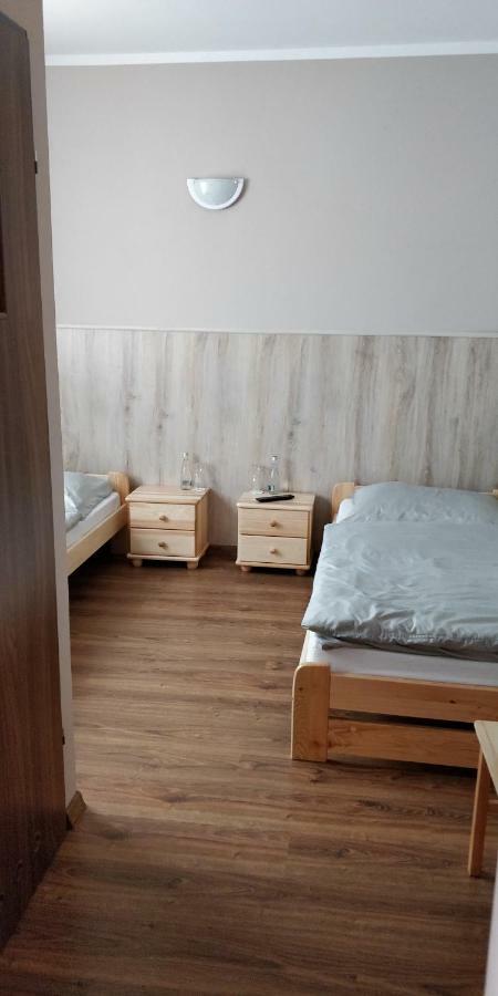 Zajazd Park Leknica Bagian luar foto